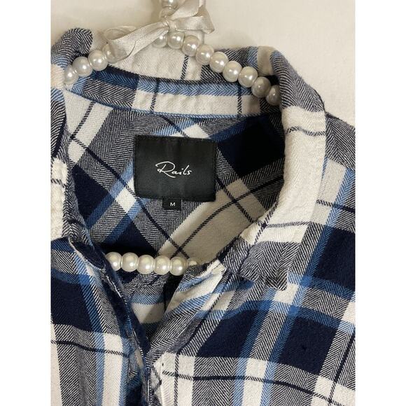 Rails Dylan Navy and White Plaid Waist Length Buttondown Soft Flannel Size Med - Picture 4 of 7
